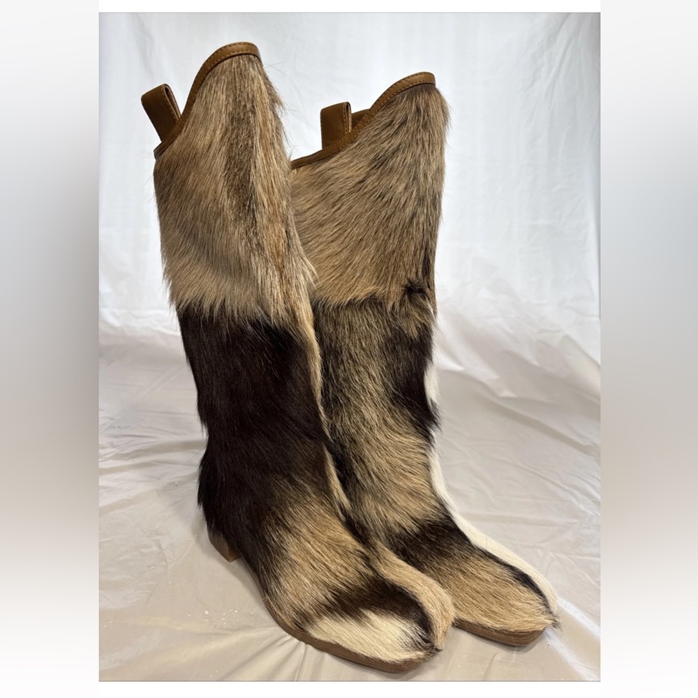 CHANEL 2014 Dallas Aspen Fur-Trimmed  Goat Hair Cowboy Boots 38.5 - Picture 7 of 15